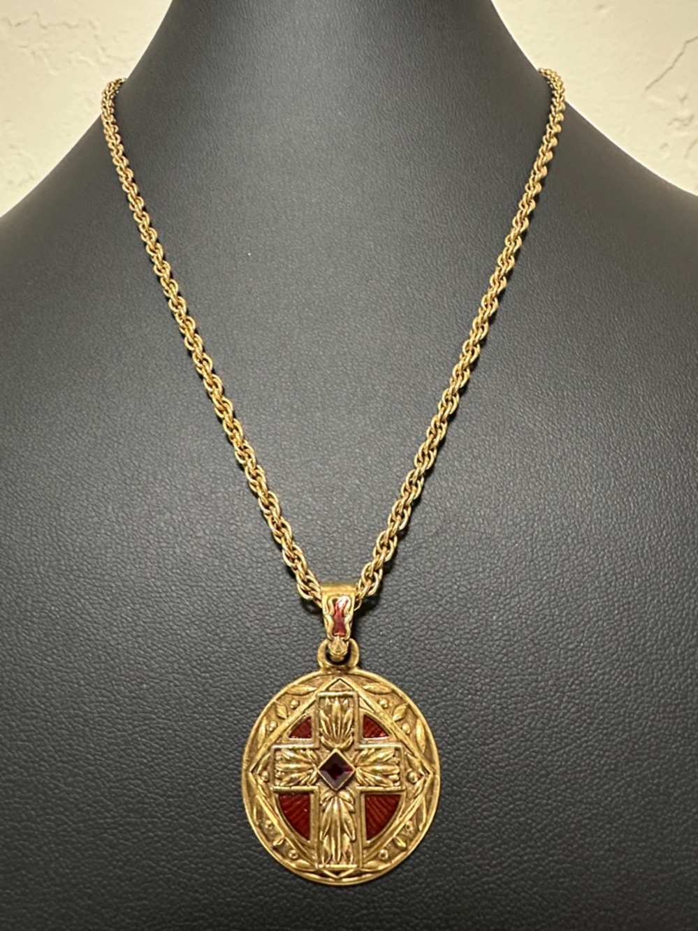 Vatican Library Collection Gold Tone Necklace Enamel Cross Medallion Pendant